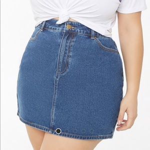 Plus Size denim mini skirt